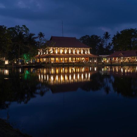 Taj Kumarakom Resort And Spa Kerala Ngoại thất bức ảnh