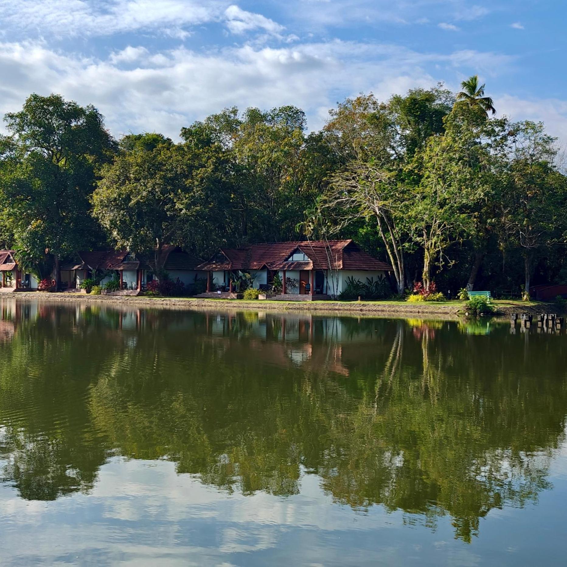 Taj Kumarakom Resort And Spa Kerala Ngoại thất bức ảnh